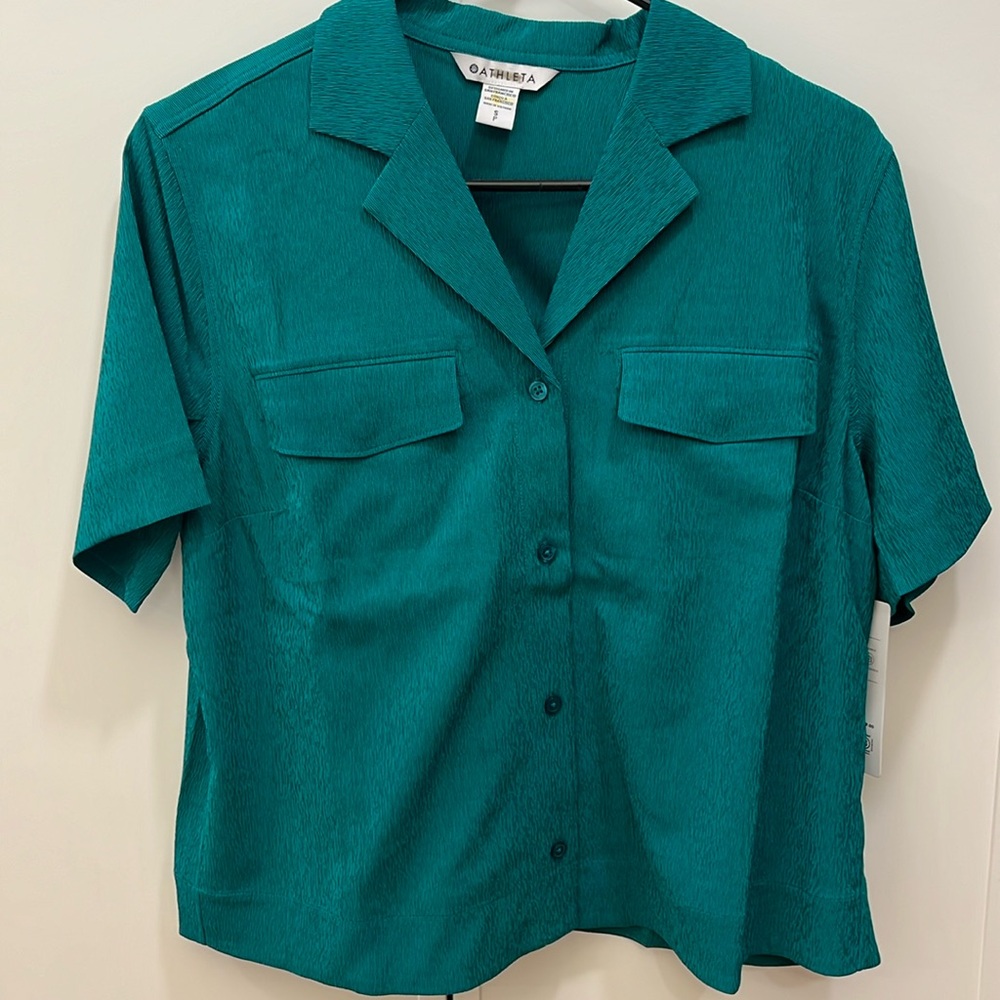 Athleta Echo Top NWT